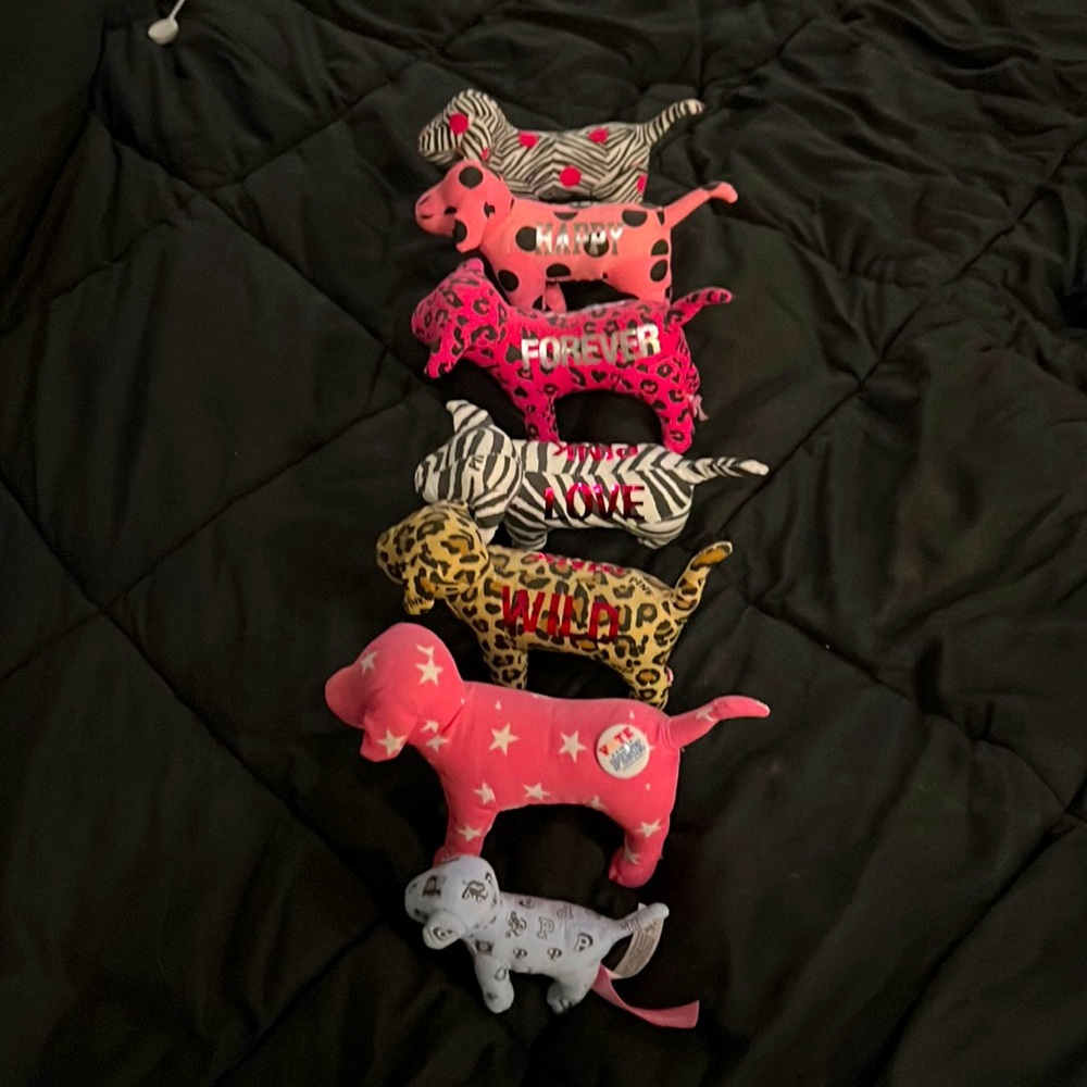 Lot of Victoria secret dogs good condition!